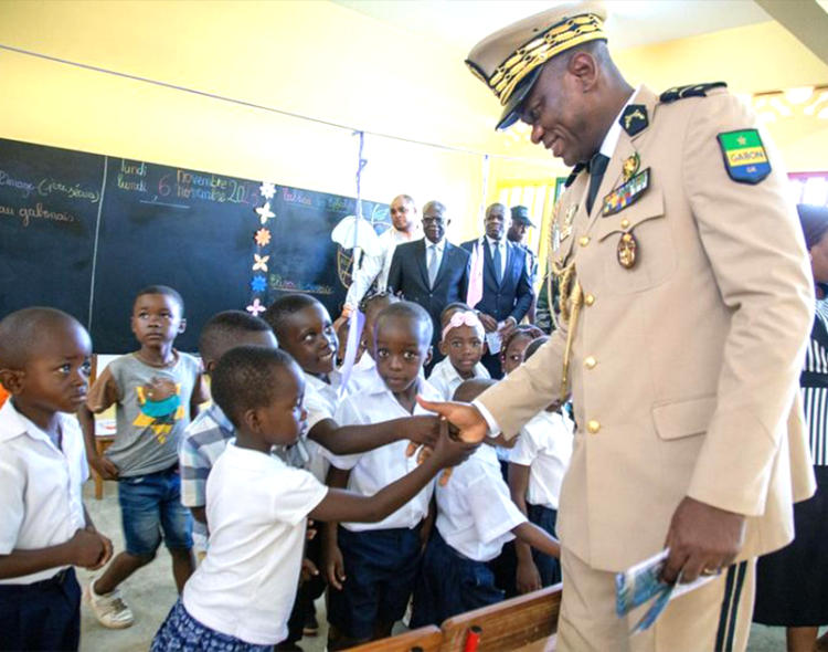 Discours de Rentrée Scolaire 2024-2025 par Brice Clotaire Oligui Nguema : Un Appel à l’Excellence et à la Collaboration