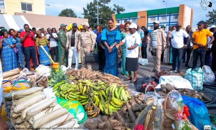 Franceville : Zita Oligui Nguema apporte son soutien aux agricultrices de la région.